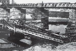 Latisana, 17.3.1918. Ponte d'emergenza allestito dagli austro-ungarici sul Tagliamento